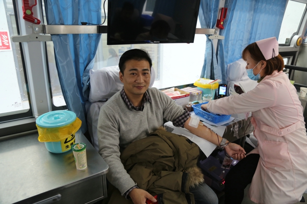 1547543584975431.jpg 0111+心懷公益捐熱血 情系社會獻愛心2.jpg